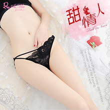 甜蜜情人！細帶斜邊花漾蕾絲三角褲﹝黑﹞